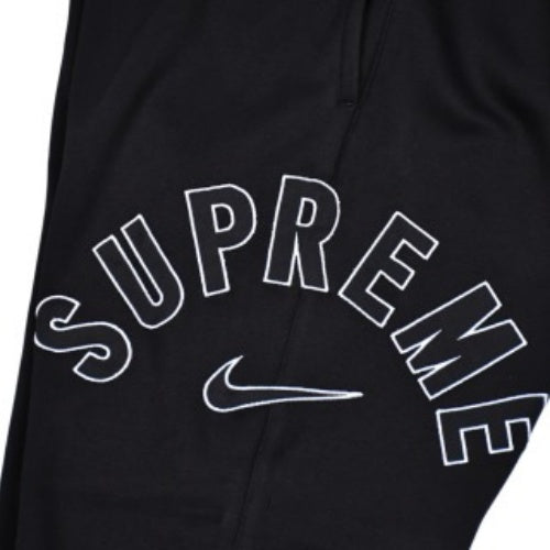 Supreme Arc Sweatpant 共同ブランド 刺繍ロゴ フリース スウェットパンツ