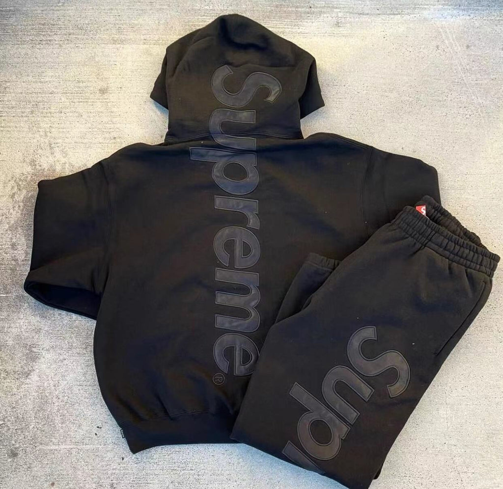 Supreme   シュプリーム   オーバーサイズのフード付きスウェットシャツ  2色兼用 男女兼用 レディース メンズ    E559