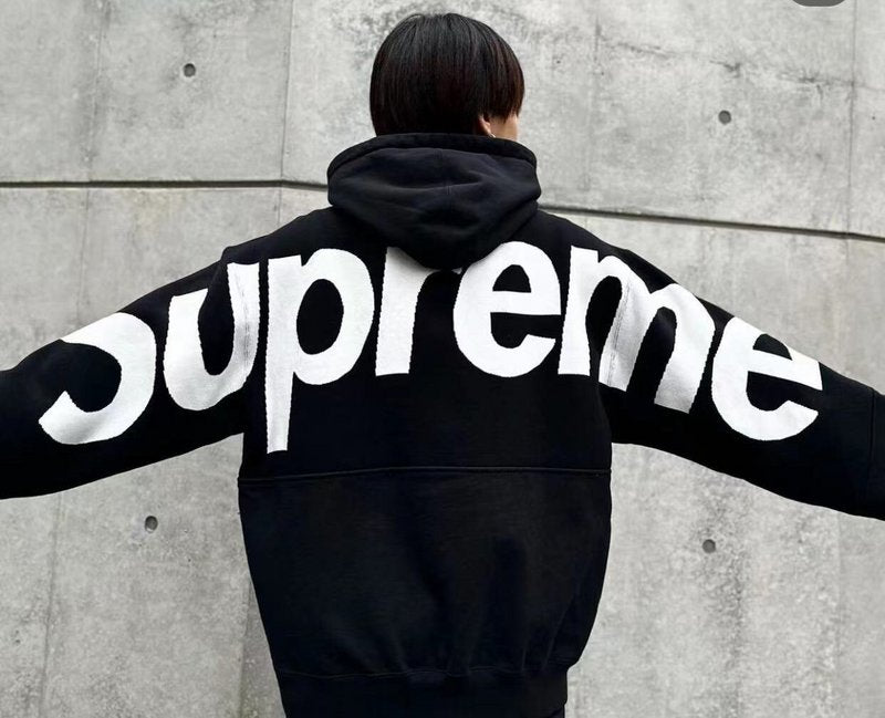 Supreme   シュプリーム   秋冬にぴったりのフード付きパーカー  2色兼用 男女兼用 レディース メンズ    E558