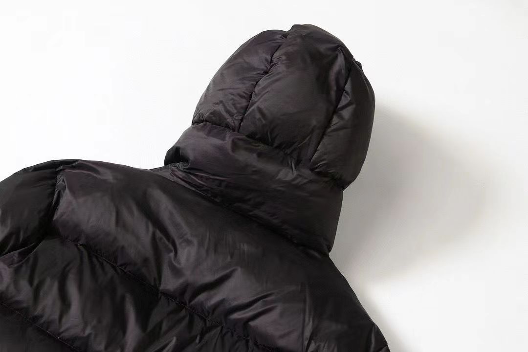 STUSSY ダウンパーカ マイクロリップストップ ダウンジャケット ～防風・防水・防寒