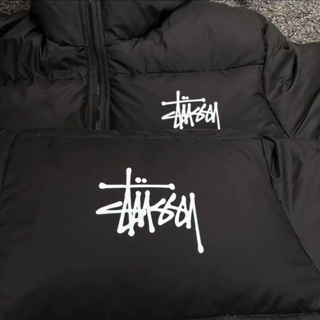 STUSSY ダウンパーカ マイクロリップストップ ダウンジャケット ～防風・防水・防寒