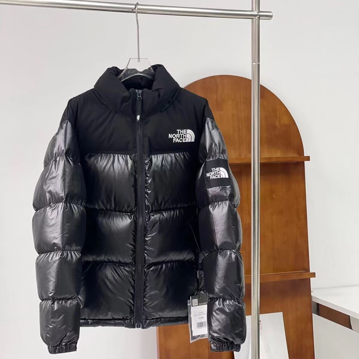 THE NORTH FACE[ザノースフェイス] 1996 ECO NUPTSE JACKET カップルダックダウンジャケット