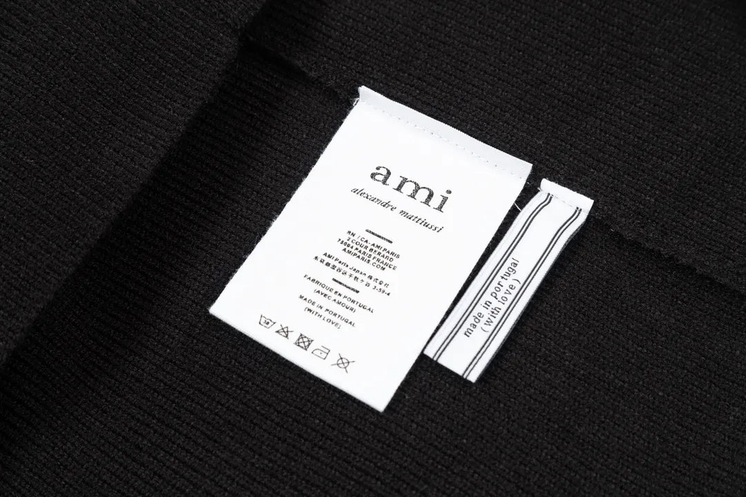 AMI PARIS（アミ パリス） プルオーバー セーター 男女兼用ロゴニット