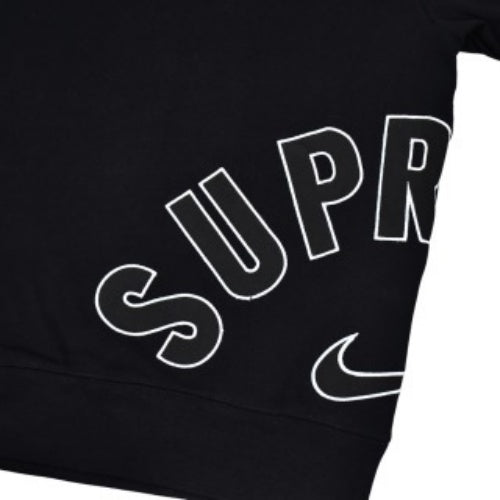 Supreme シュプリーム クルーネック コラボレーション 刺繍入りフリース クルーネック スウェットシャツ