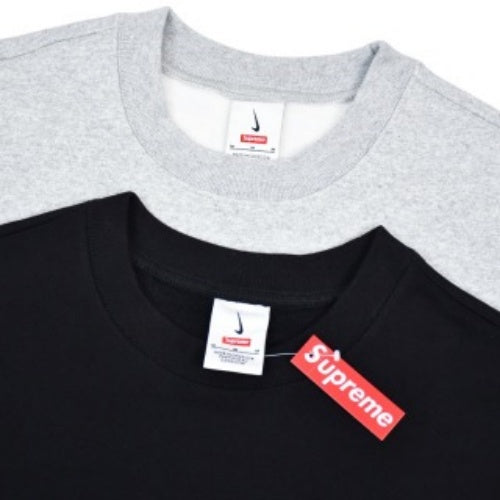 Supreme シュプリーム クルーネック コラボレーション 刺繍入りフリース クルーネック スウェットシャツ