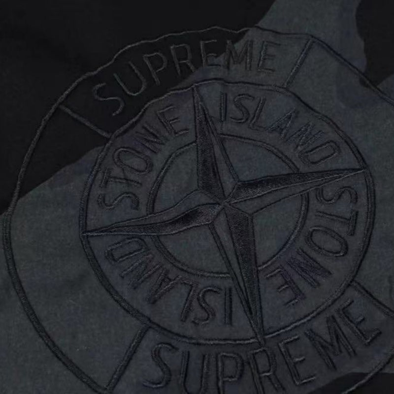 Supreme x Stone Island ジョイント マルチポケット ワークウェアスタイル タクティカルベスト ジッパー カモフラージュ アウトドア 機能性ベスト