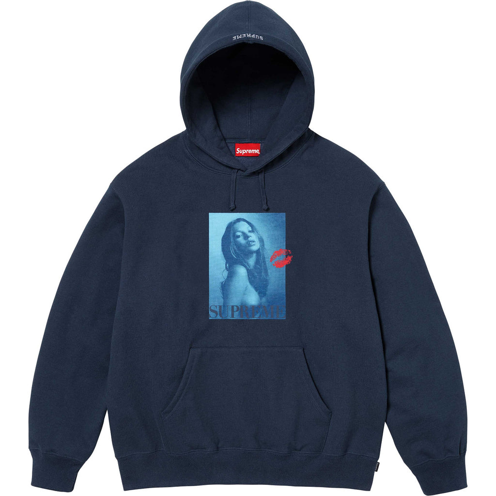 Supreme   シュプリーム   ベーシックデザインのフード付きパーカー   3色兼用 男女兼用 レディース メンズ    E584