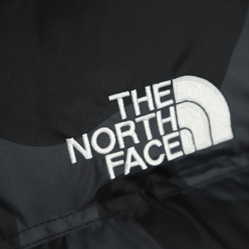 THE NORTH FACEザ・ノース・フェイス TNF X KAWS 'PROJECT X' レトロ 1996 ヌプシジャケット ブラック