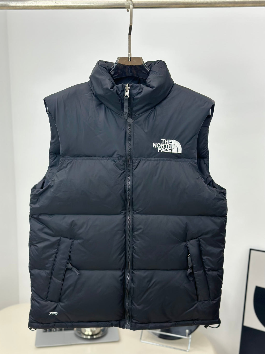 [ノースフェイス] M'S NUPTSE ON BALL ベスト★新作・24AW★人気