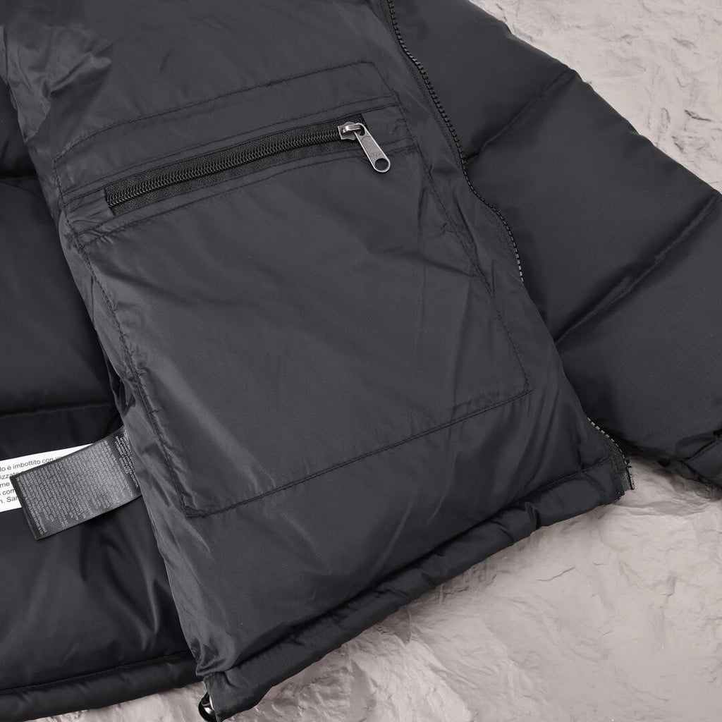 THE NORTH FACE ダウン ジャケット男女兼用 フ一ド収納可能
